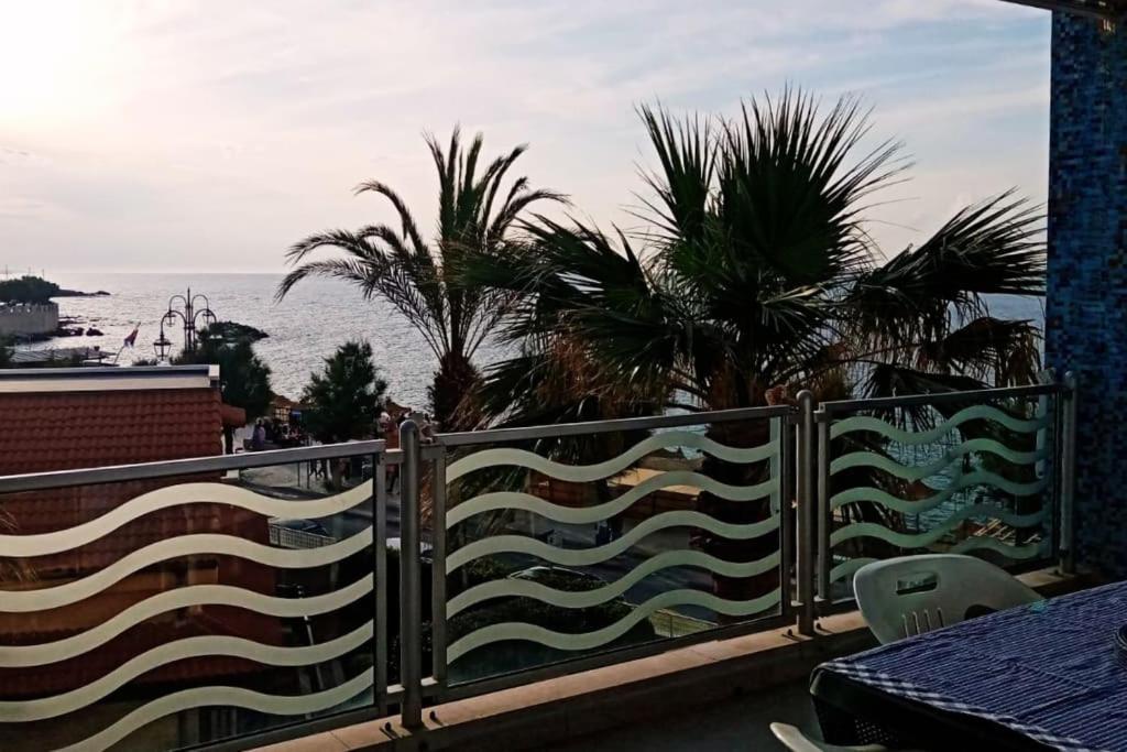 Casa Flora A Due Passi Dal Mare Appartement Giovinazzo Buitenkant foto